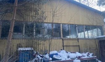 Opuszczony zakład r e t m a n