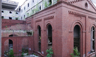 Niedokończony hotel