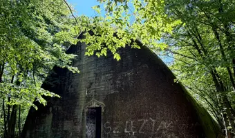 Schron Kolejowy dla pociągu sztabowego, Jeleń