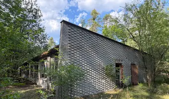 Opuszczony ośrodek " villa rosa" - zdjęcie 3/40