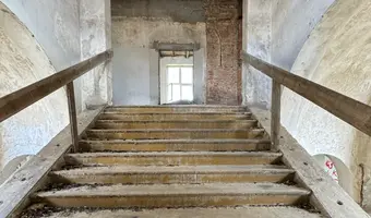 Opuszczony internat - zdjęcie 4/4