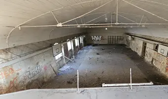 Opusczona hala ŁKS