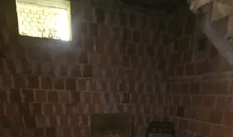 Niedokończona willa z garażem