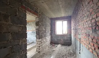 Opuszczony niedokończony dom - zdjęcie 3/4