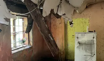 Mały Opuszczony Domek