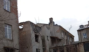 Opuszczona pralnia chemiczna mewa