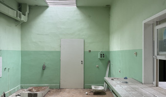 Opuszczony budynek szpitala