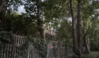Opuszczone budynki - zdjęcie 3/4