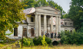 Opuszczony pałac/szkoła podstawowa Grodziec,