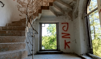 Neogotycki szpital z XIX wieku, Mokrzeszów,