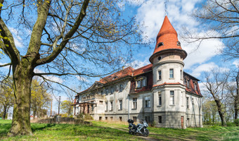 Pałac w Karczewie.,