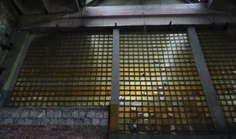 Opuszczona hala dawnych zakładów e d a