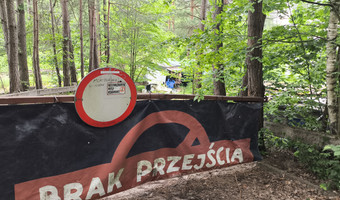 Opuszczona nastawnia kolejowa
