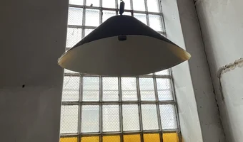 Opuszczona fabryka maszyn elektrycznych indukta s. a.