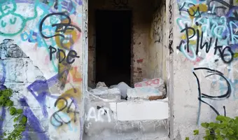 Opuszczona bursa szkolna, katowice - szopienice - zdjęcie 2/4