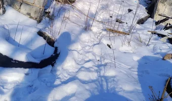 Opuszczony mechanik samochodowy