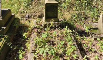 Ruiny kościoła i cmentarz, Marcinków
