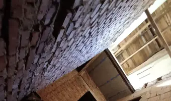 Niedokończona Willa obok Lotniska