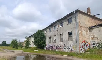Opuszczone budynki po dawnych koszarach wojskowych, borne sulinowo - photo 2/4