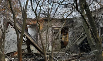 Opuszczony dom - zdjęcie 2/4