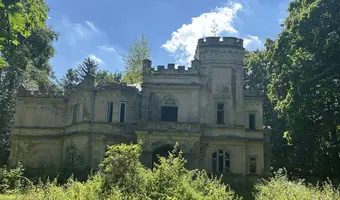 Pałac z okresu XIX i XXw.