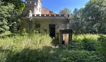 Pałac z okresu XIX i XXw.