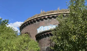 Ceglana wieża artyleryjska znana jako Fort Malakoff., Głogów