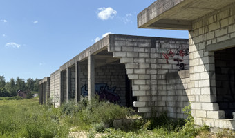 Niedokończony hotel , Osłonino,