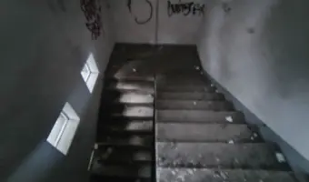 Opusczony budynek - zdjęcie 4/4