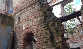 Ruiny dworu p. kleczkowskiej w wiączyniu dolnym
