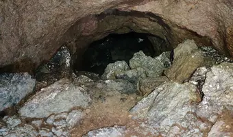 Tunel kolejowy pod Małym Wołowcem