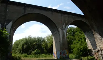 Bały (Most 4), Pyskowice