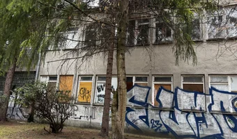 Opuszczona przychodnia rejonowa s z p z l o warszawa- ochota - zdjęcie 3/4