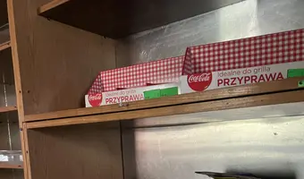 Opuszczony sklep spożywczy