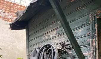 Opuszczony dom z zawartością - zdjęcie 4/10
