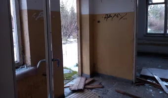 Opuszczony kompleks budynków