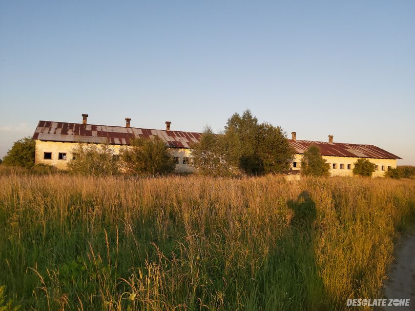 Opuszczona buda pgr'owska
