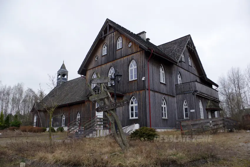 Opuszczony skansen - zdjęcie 1/4