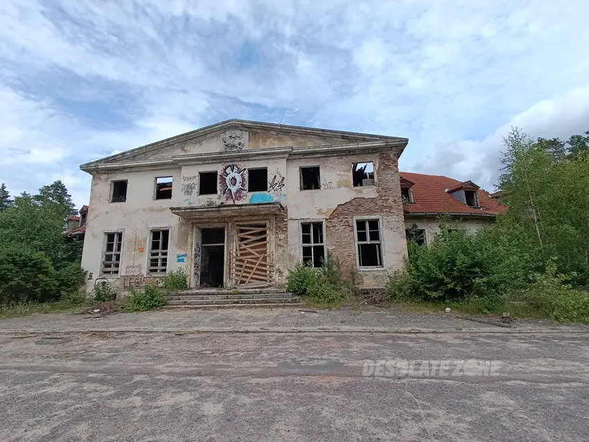 Dom oficera, borne sulinowo - zdjęcie 1/51