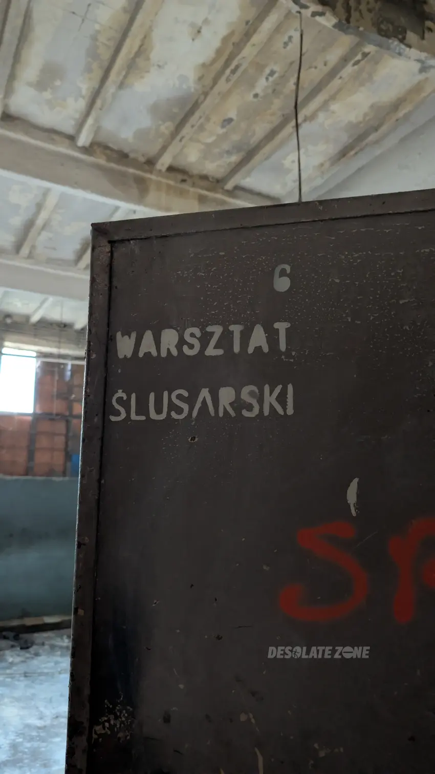 Szpitalna warsztatownia. - zdjęcie 1/16
