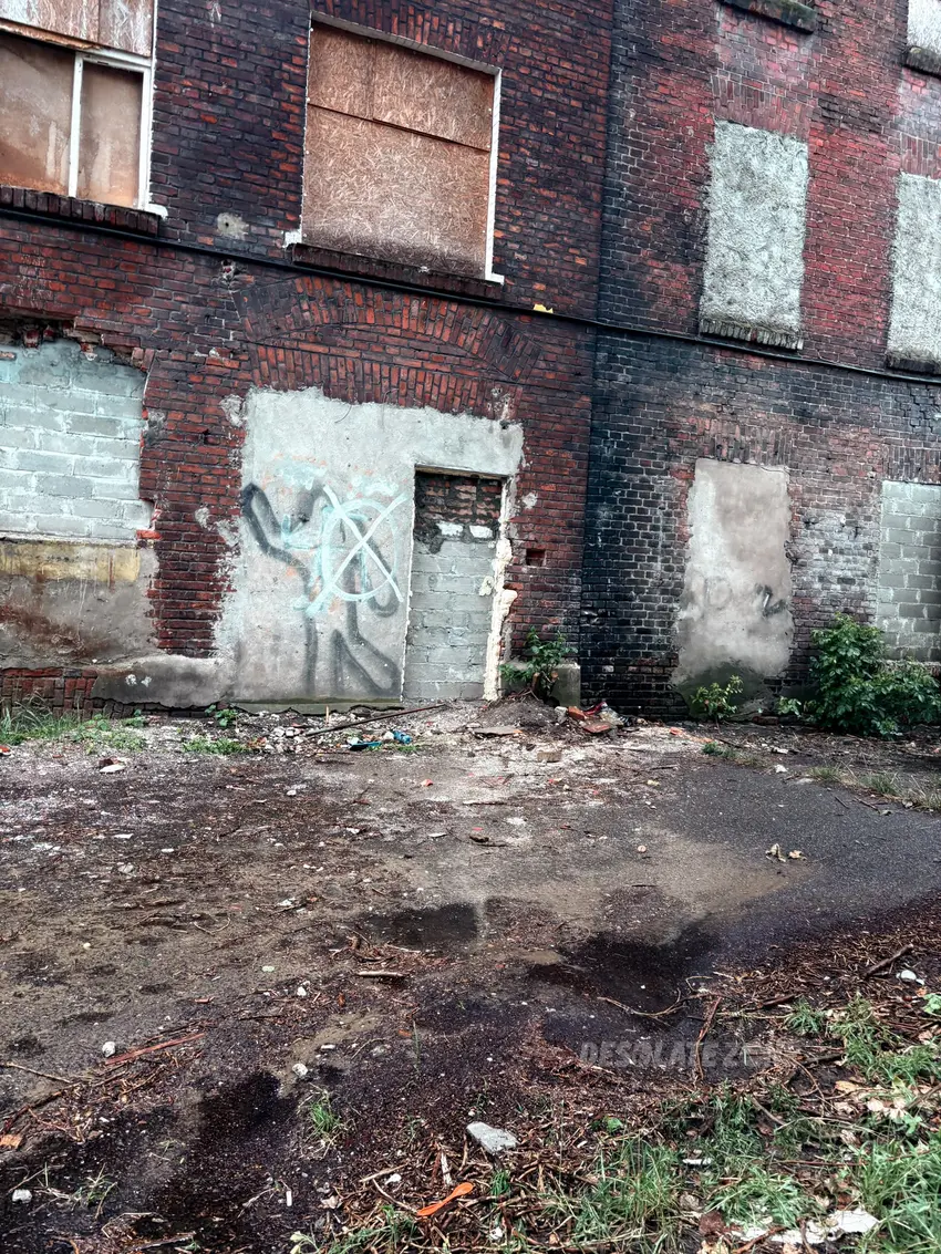 Opuszczone kamienice wspornikowa - photo 1/14