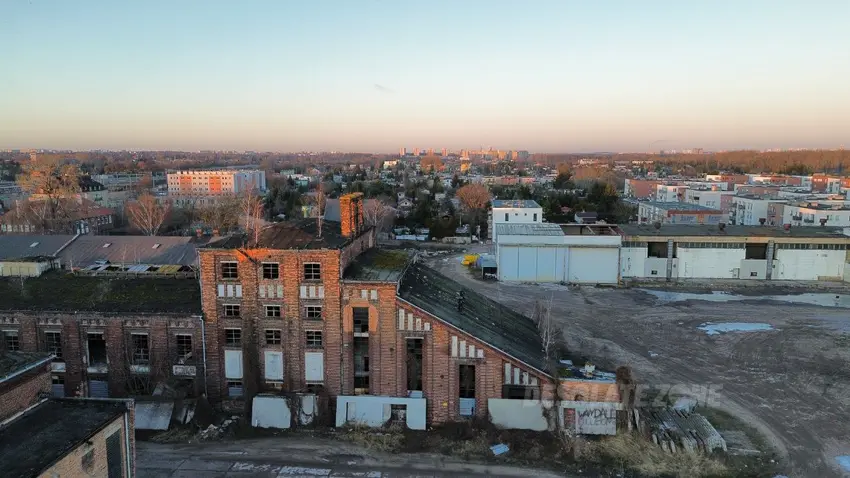 Opuszczone zakłady przetwórstwa ziemniaczanego w luboniu, luboń - zdjęcie 1/4