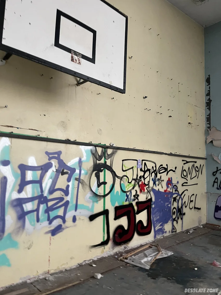 Była siedziba i x liceum ogólnokształcącego imienia klementyny hoffmanowej