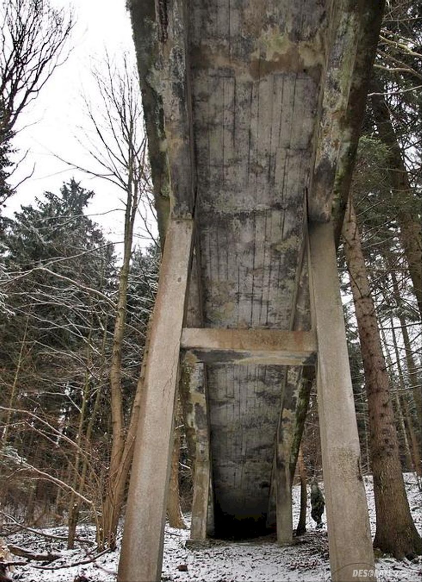 Ruiny zakładu górniczego, lutynia