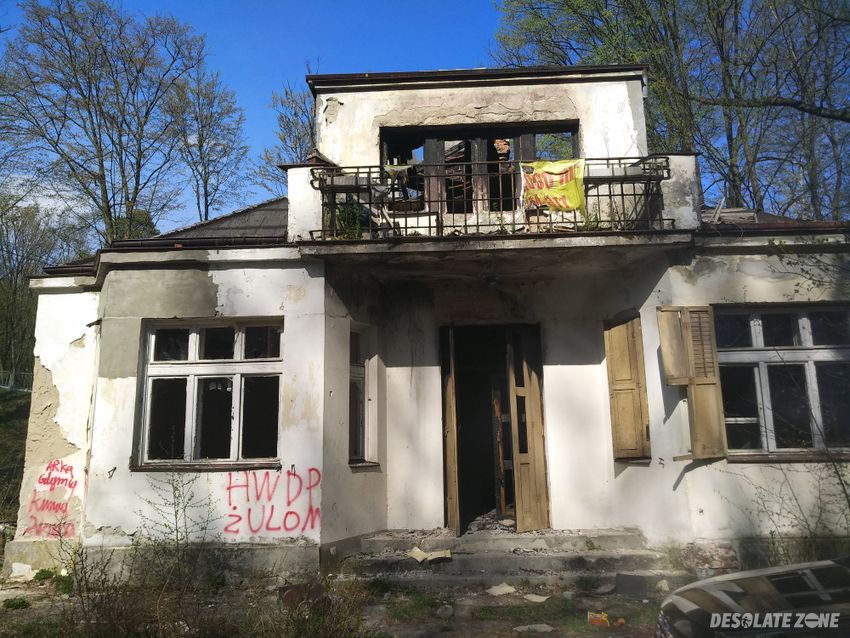Spalony dom