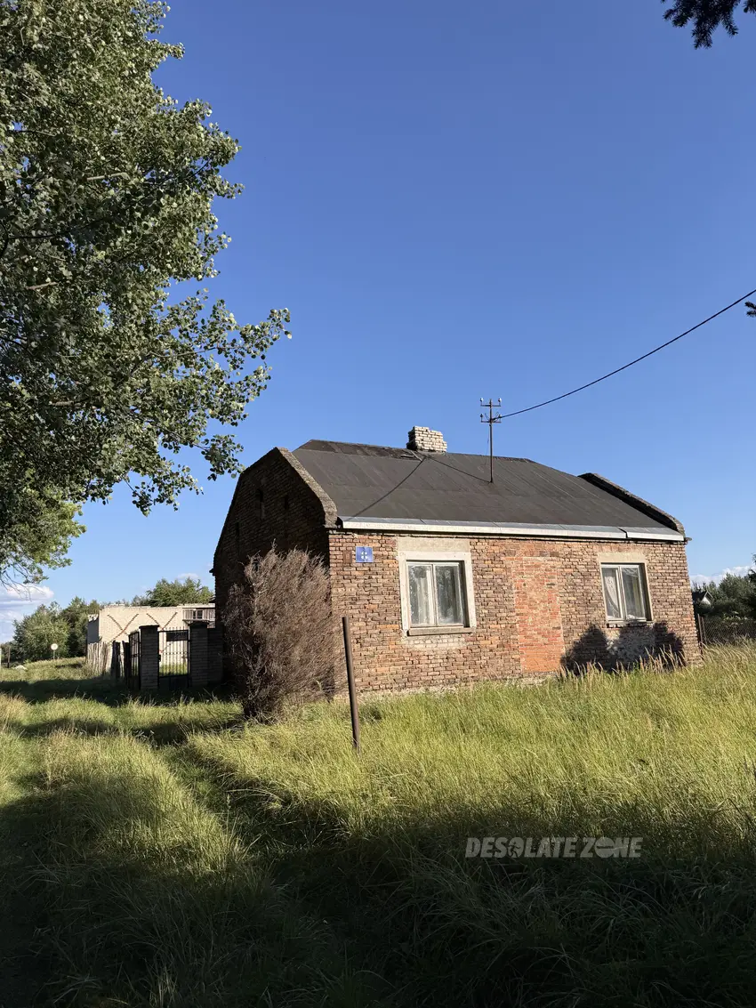 Opuszczone gospodarstwo - zdjęcie 1/6