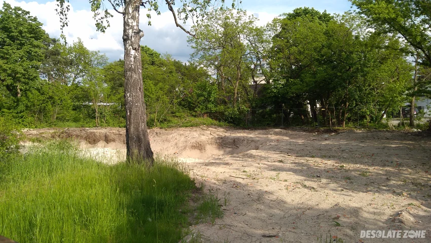 K o m i s a r i a t p o l i c j i, w a r s z a w a - f a l e n i c a - zdjęcie 1/4