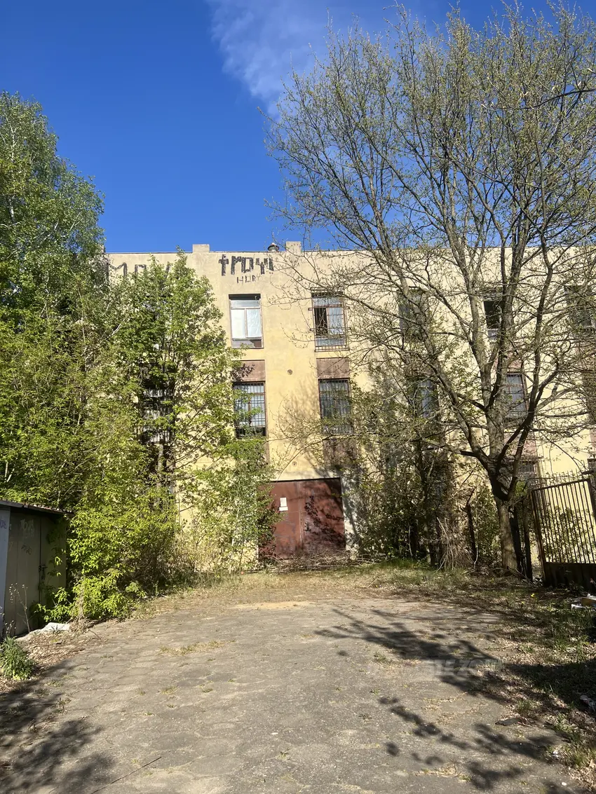 Opuszczona hurtownia tytoniu, Łódź - zdjęcie 1/4