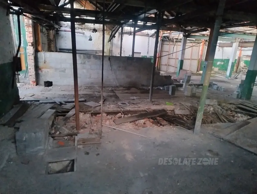 Opuszczone magazyny na terenie anilany, Łódź - zdjęcie 1/4