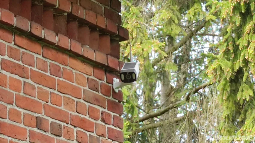 Opuszczony budynek przy jeziorze zgniłek - photo 1/4